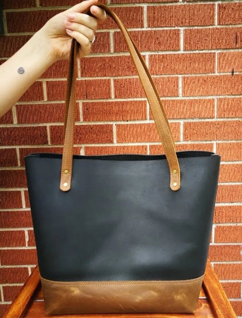 How to sew an upcycled leather purse - Swoodson Says