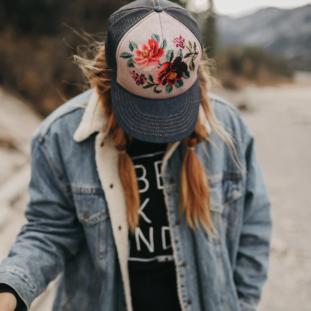 flower-trucker-hat-canada