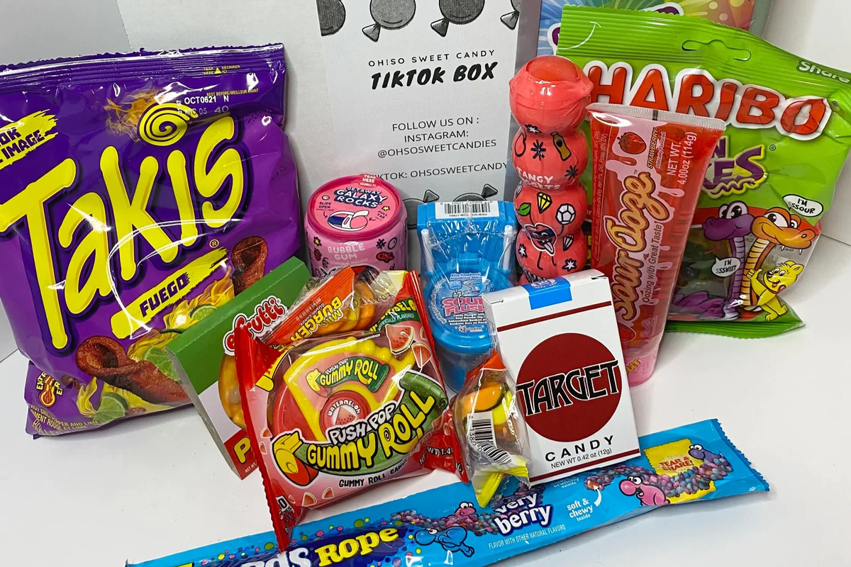 candy-subscription-box-canada
