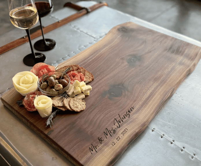 custom-charcuterie-boards-canada