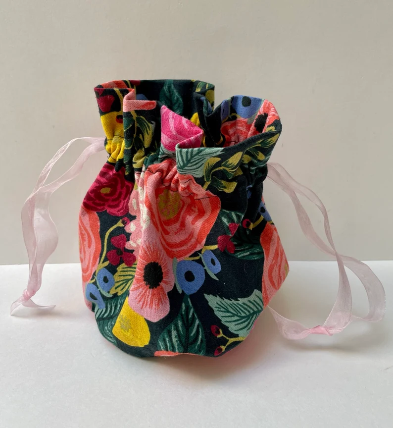floral-fabric-gift-bags