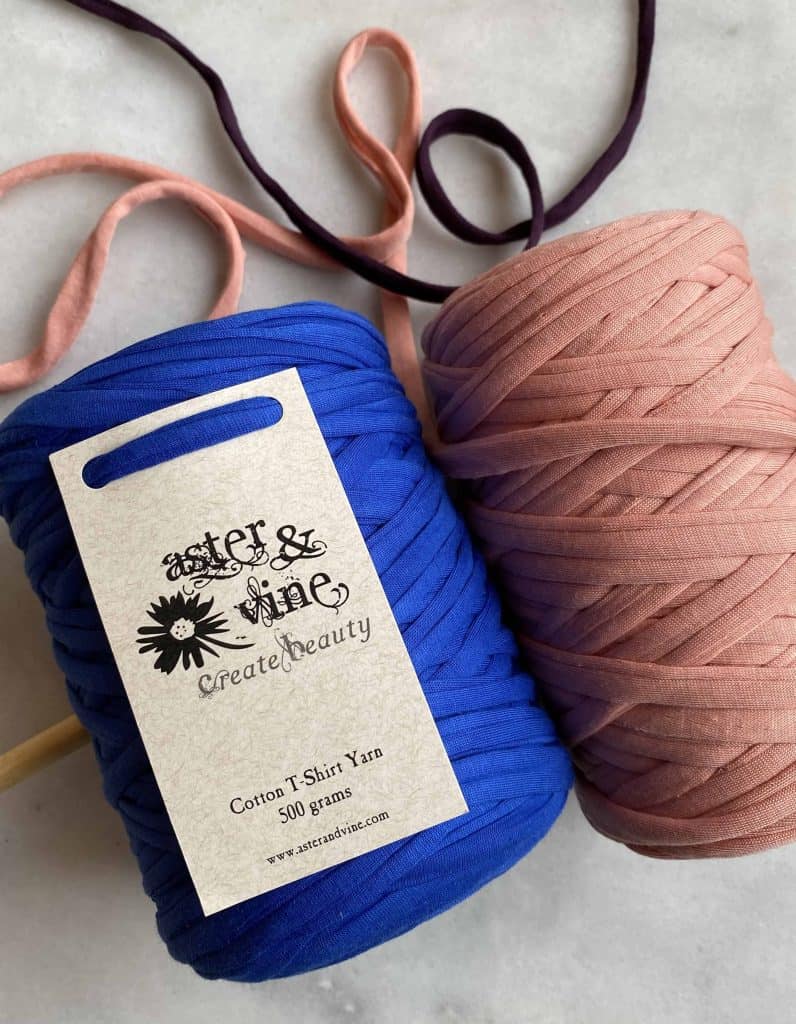 t-shirt-yarn-canada
