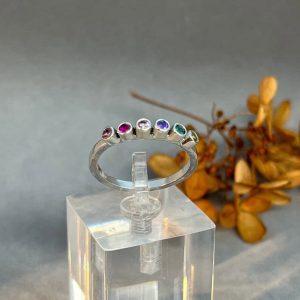 family-birthstone-ring-canada