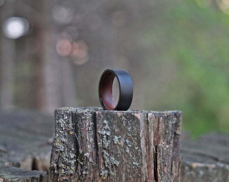 made-in-canada-wedding-bands