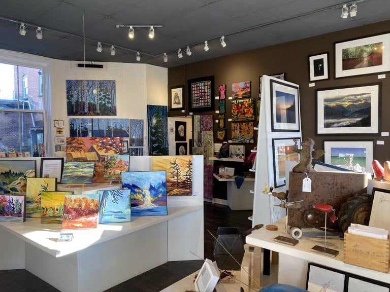 gravenhurst-ontario-art-gallery