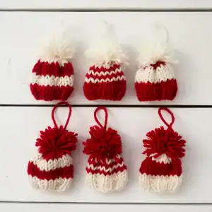 knit-ornaments
