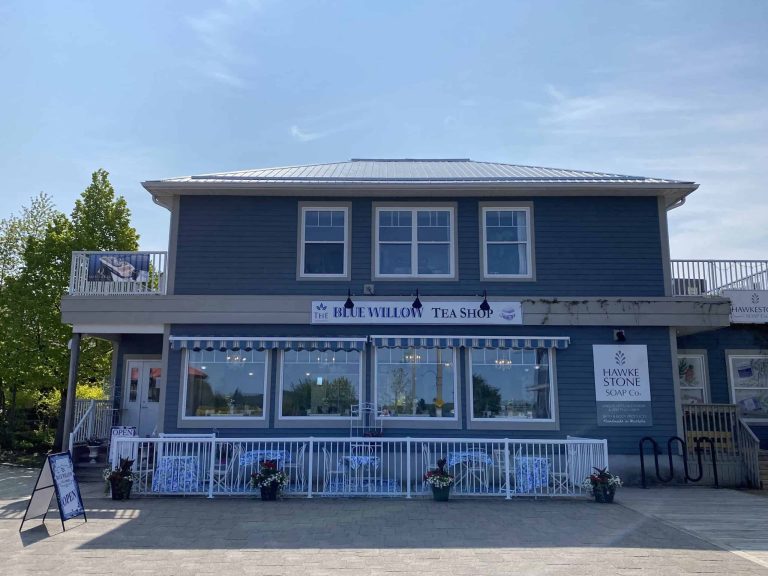 blue-willow-tea-shop-gravenhurst