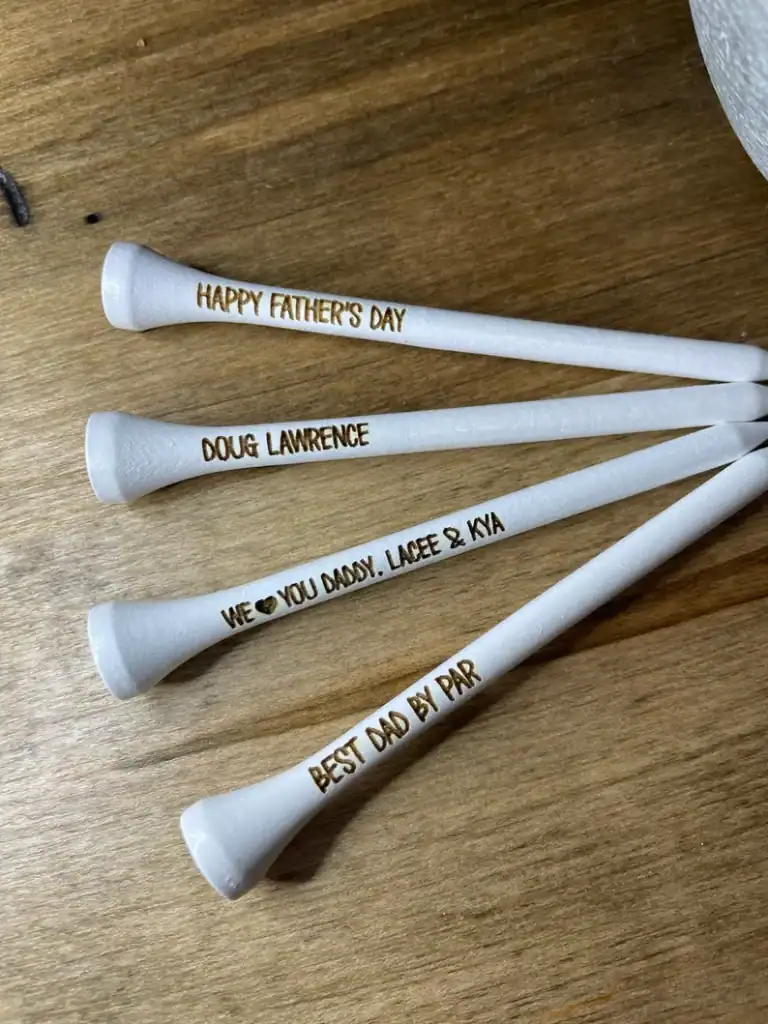 custom-golf-tees-canada