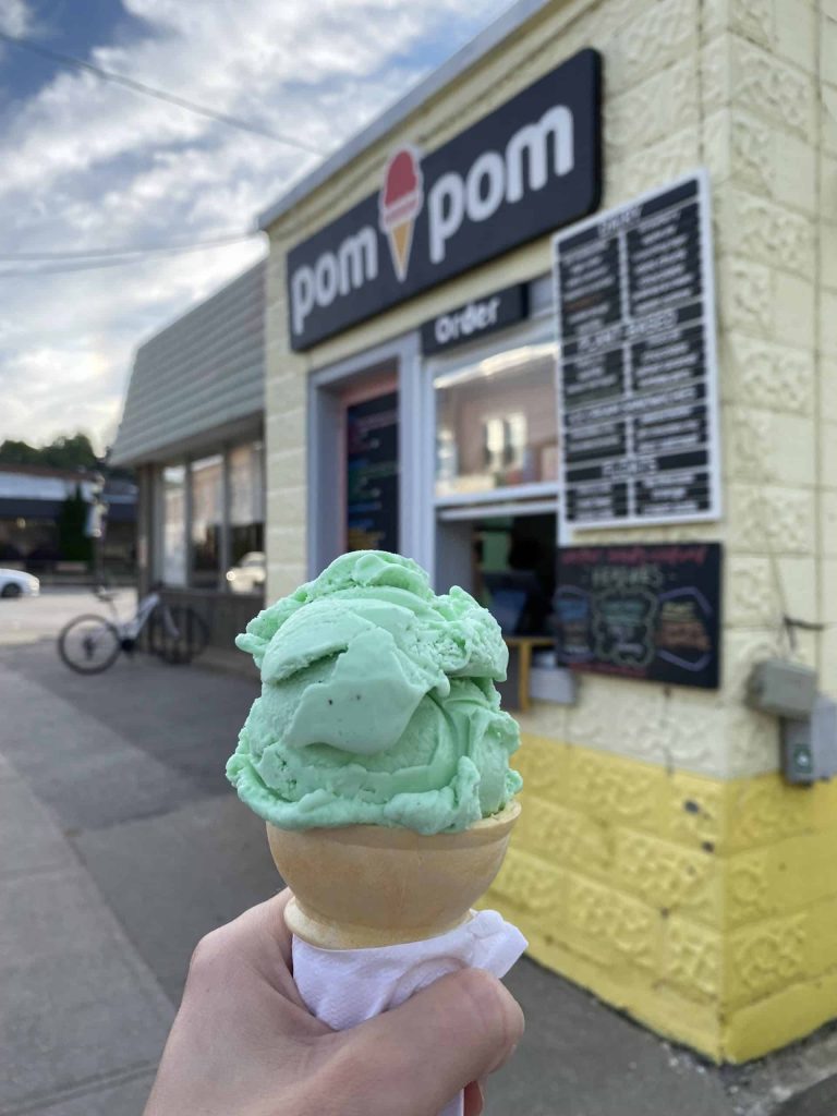 pom-pom-ice-cream-thornbury-ontario