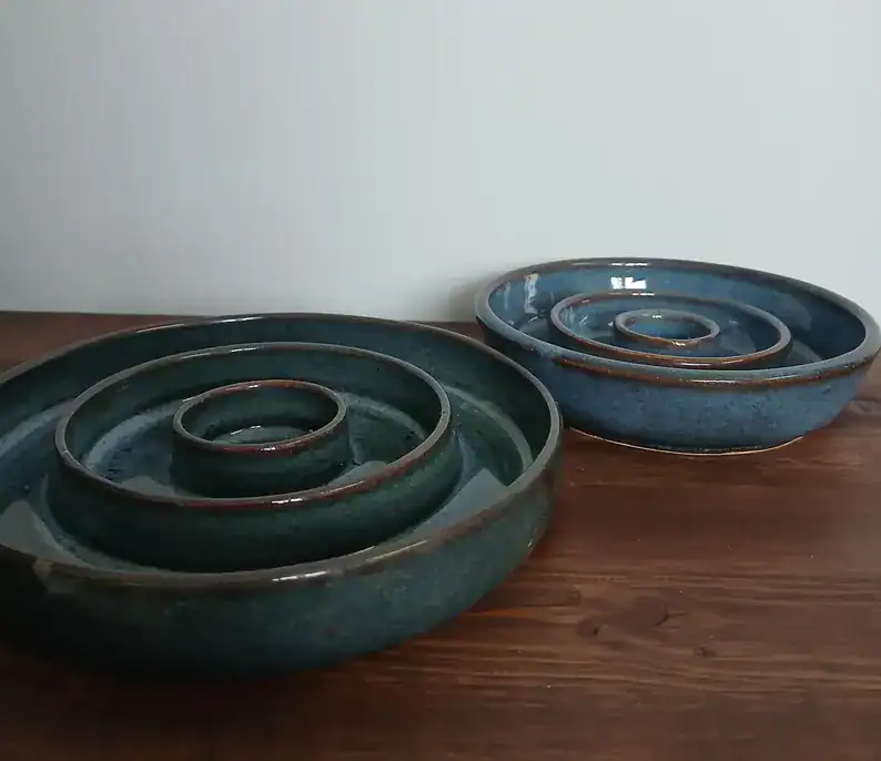slow-feeding-pet-bowls