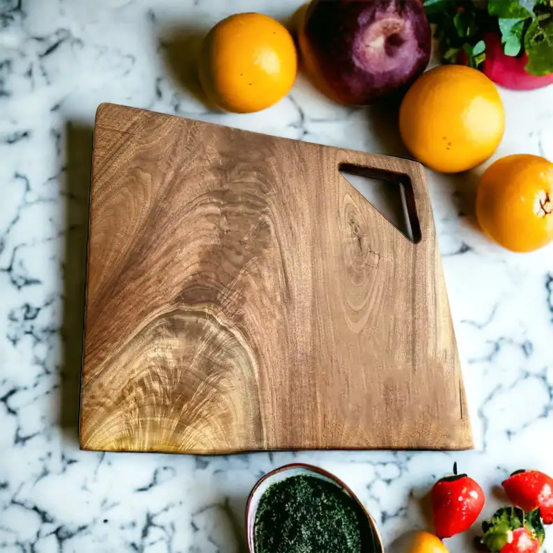 made-in-canada-charcuterie-boards