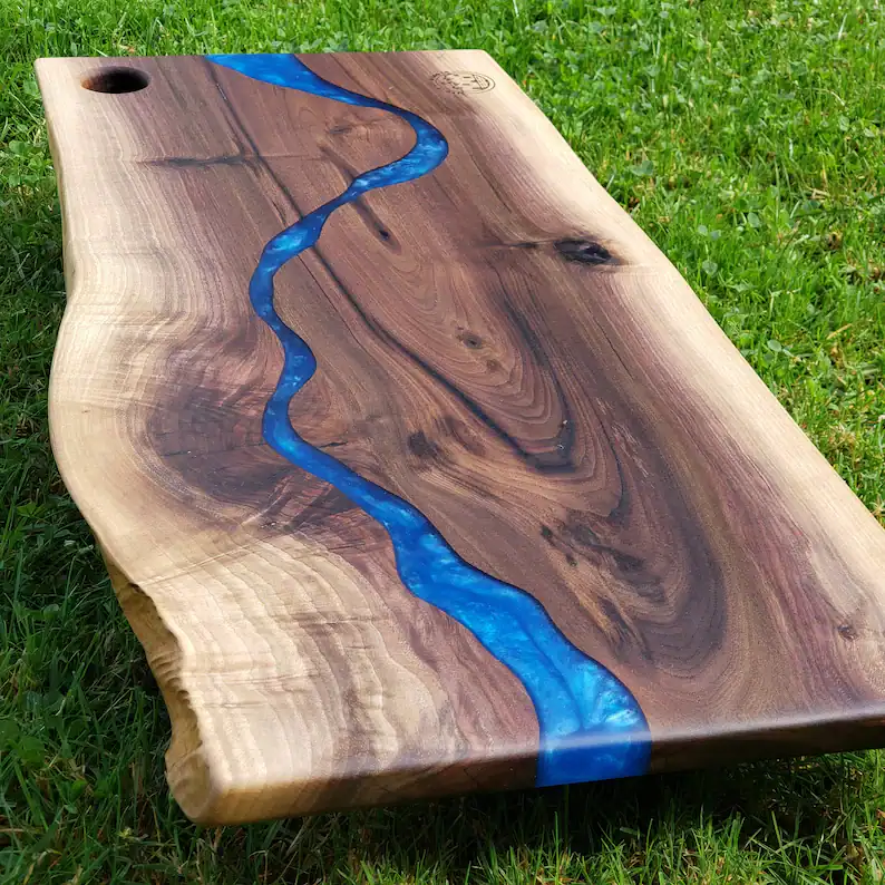 live-edge-charcuterie-boards-canada