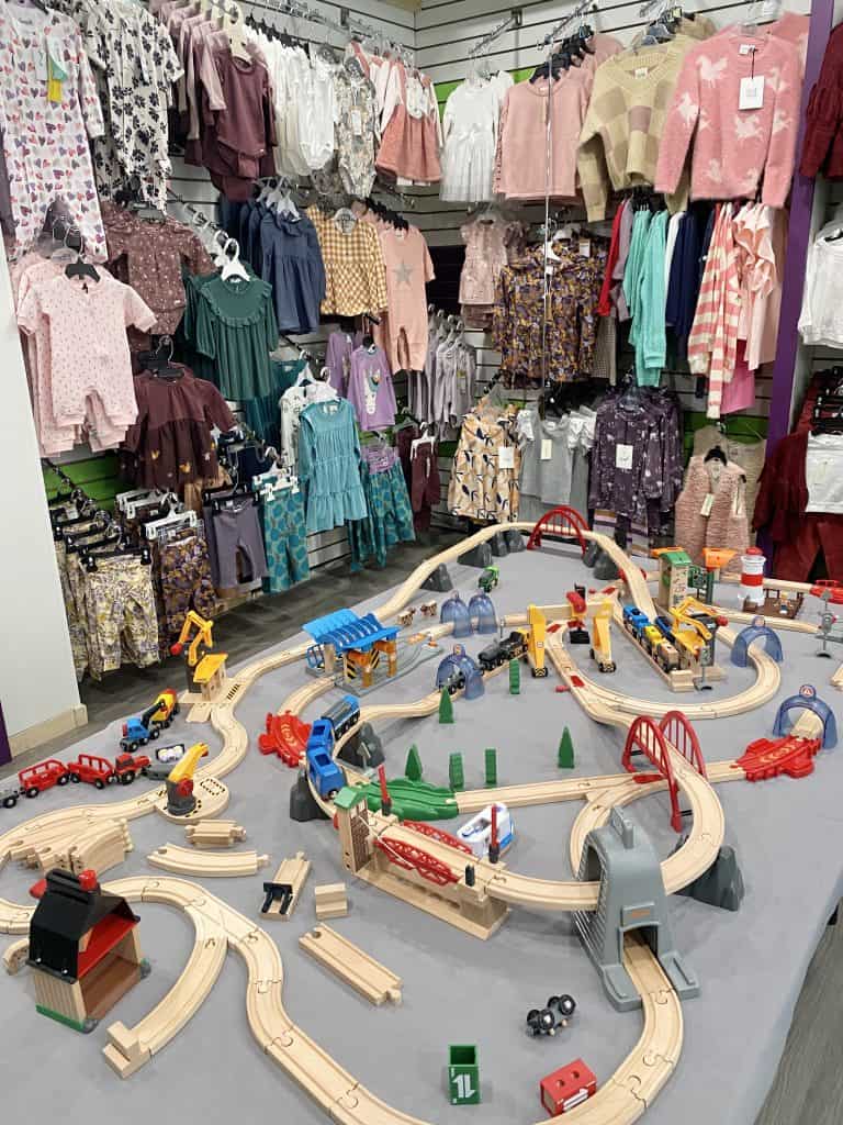 pj-knickerbockers-markdale-ontario