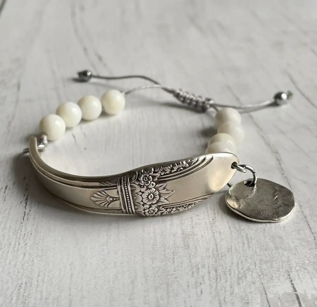 spoon-bracelet-ontario-canada